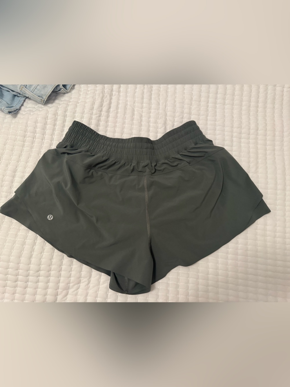 lululemon athletica Women’s Olive Green Shake It Out Short